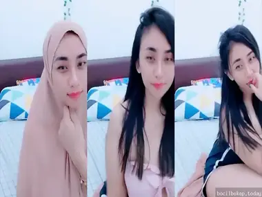 Cewek Menggoda Pamer Bentuk Tubuh Jadi Viral poster