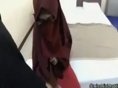 Misshijabhyper Jilbab Merah Ngocok Basah poster
